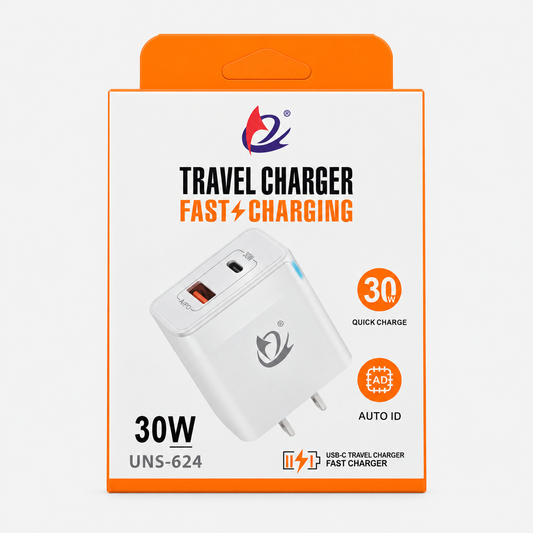 30W USB-C and USB-A wall travel charger UNS-624 retail package