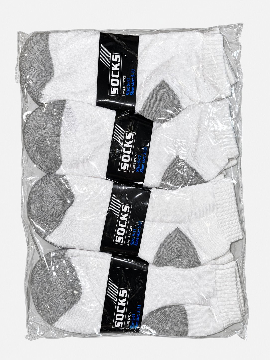 Packaged men’s ankle socks with gray heels and toes